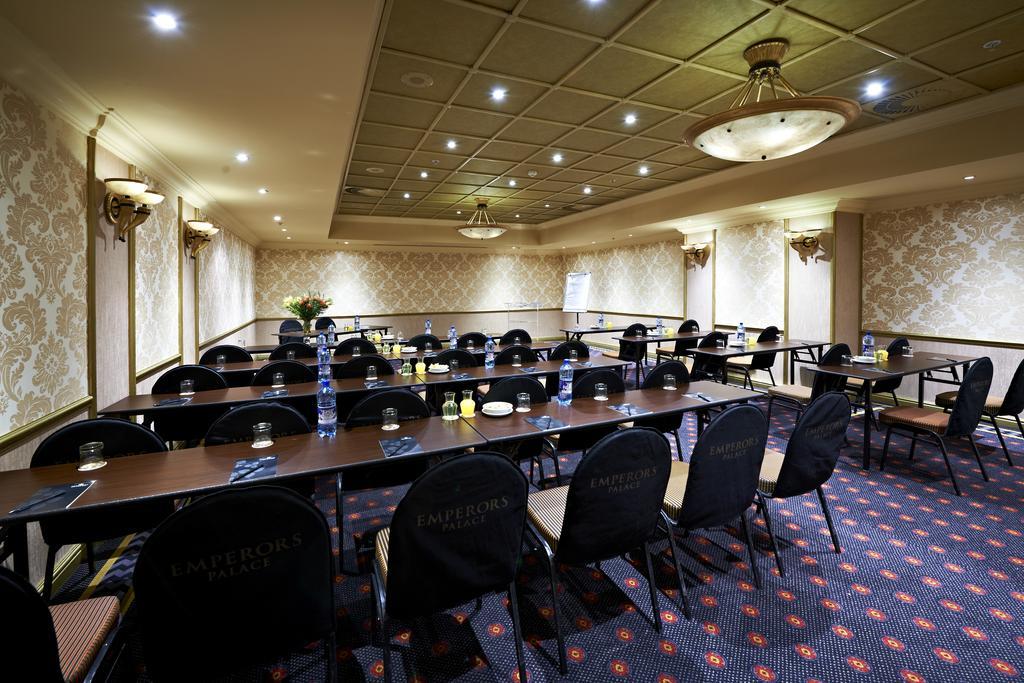 Peermont D'Oreale Grande At Emperors Palace Kempton Park Exterior foto