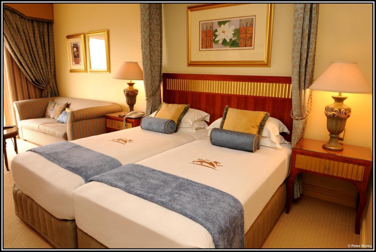 Peermont D'Oreale Grande At Emperors Palace Kempton Park Habitación foto